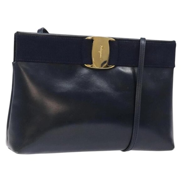 Salvatore Ferragamo Vala Shoulder Bag Leather Black Gold Auth 138416 - Picture 1 of 16